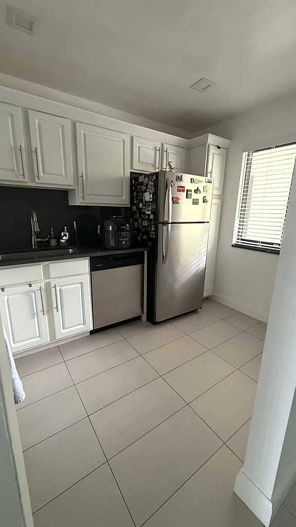 4284 DESTE Court, #304, Lake Worth, FL 33467 foto-02-mejorada