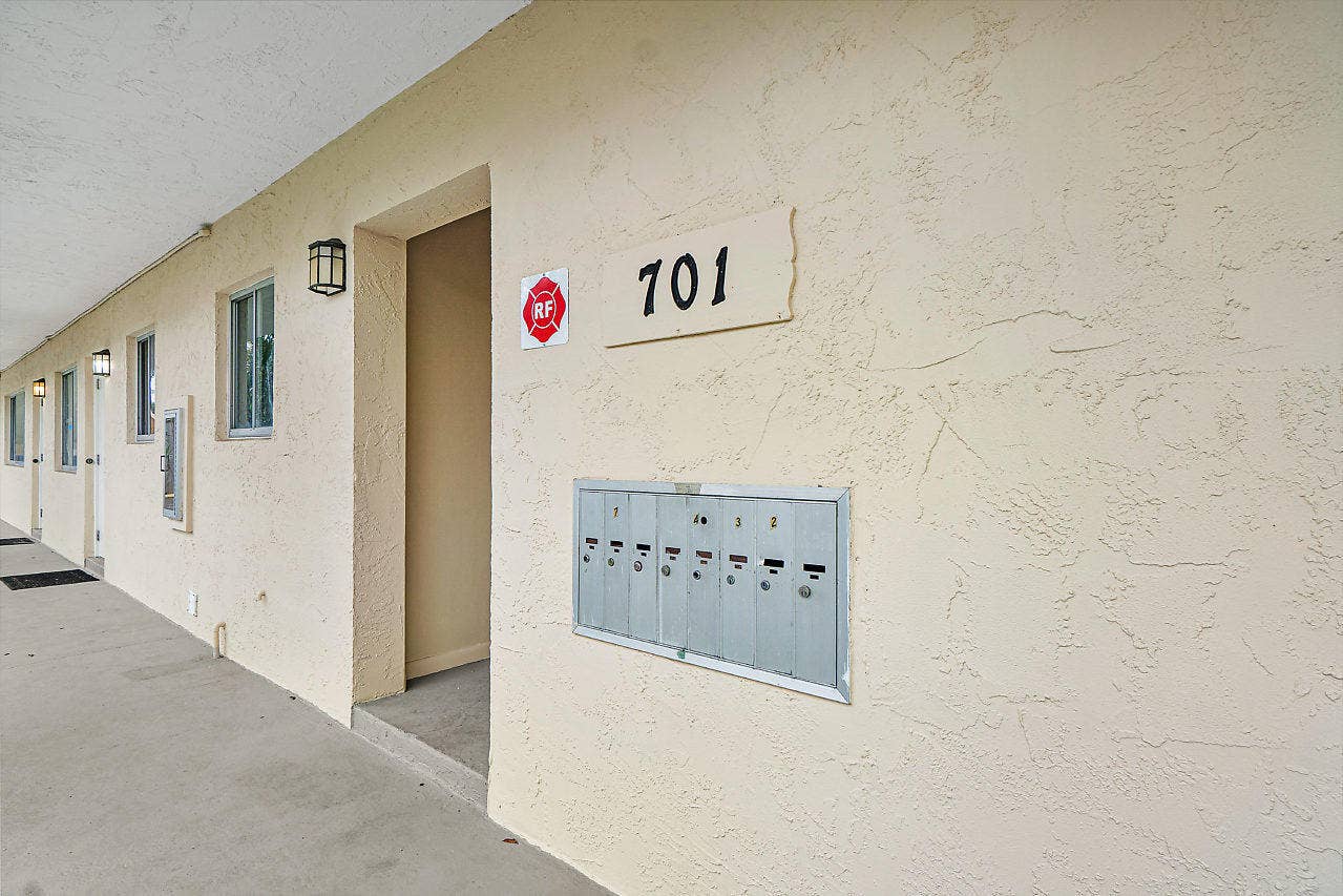 701 NE 7TH Avenue, #2, Delray Beach, Delray Beach, FL 33483 030-701NESeventhAve-DelrayBeach-FL-small