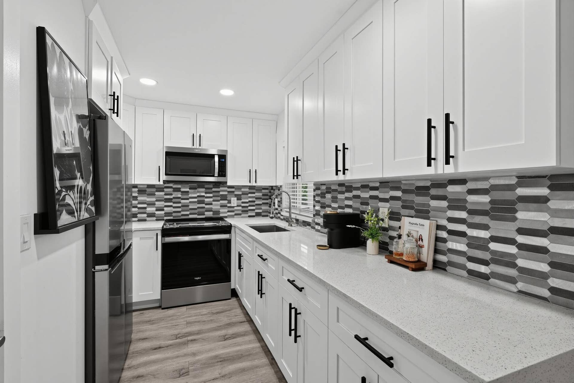 4143 N OCEAN Boulevard, #209, Fort Lauderdale, FL 33308 Loads of cabinetry.