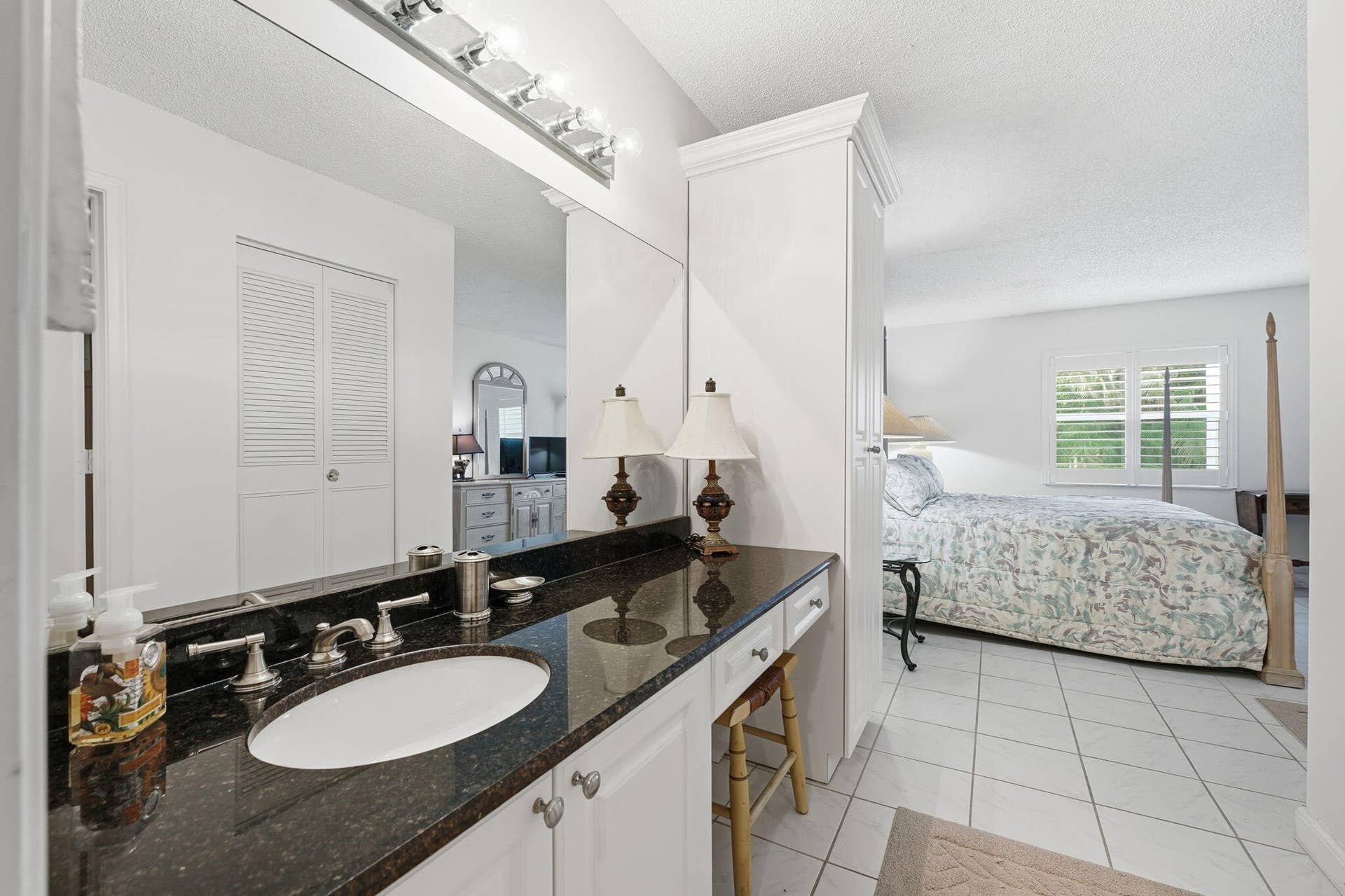 2480 Juniper Drive, Delray Beach, FL 33445 Vanity
