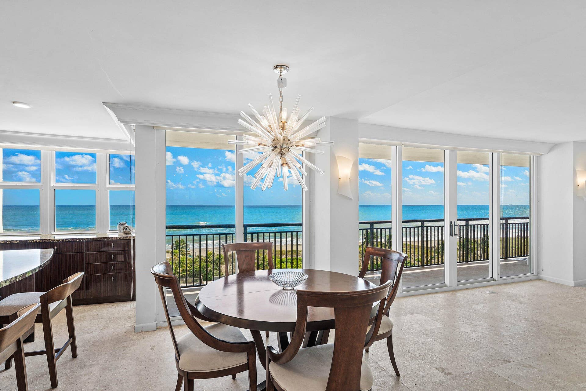 2000 S OCEAN Boulevard, #6A, Boca Raton, FL 33432 Dining Room/Living Room