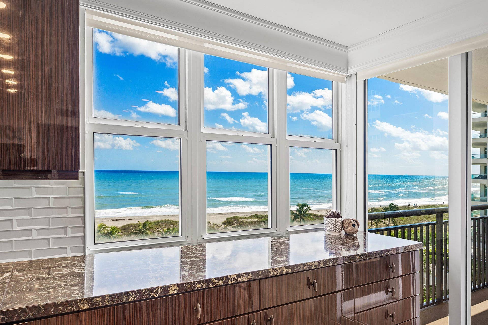 2000 S OCEAN Boulevard, #6A, Boca Raton, FL 33432 011-2000SouthOceanBoulevard-6A-BocaRaton