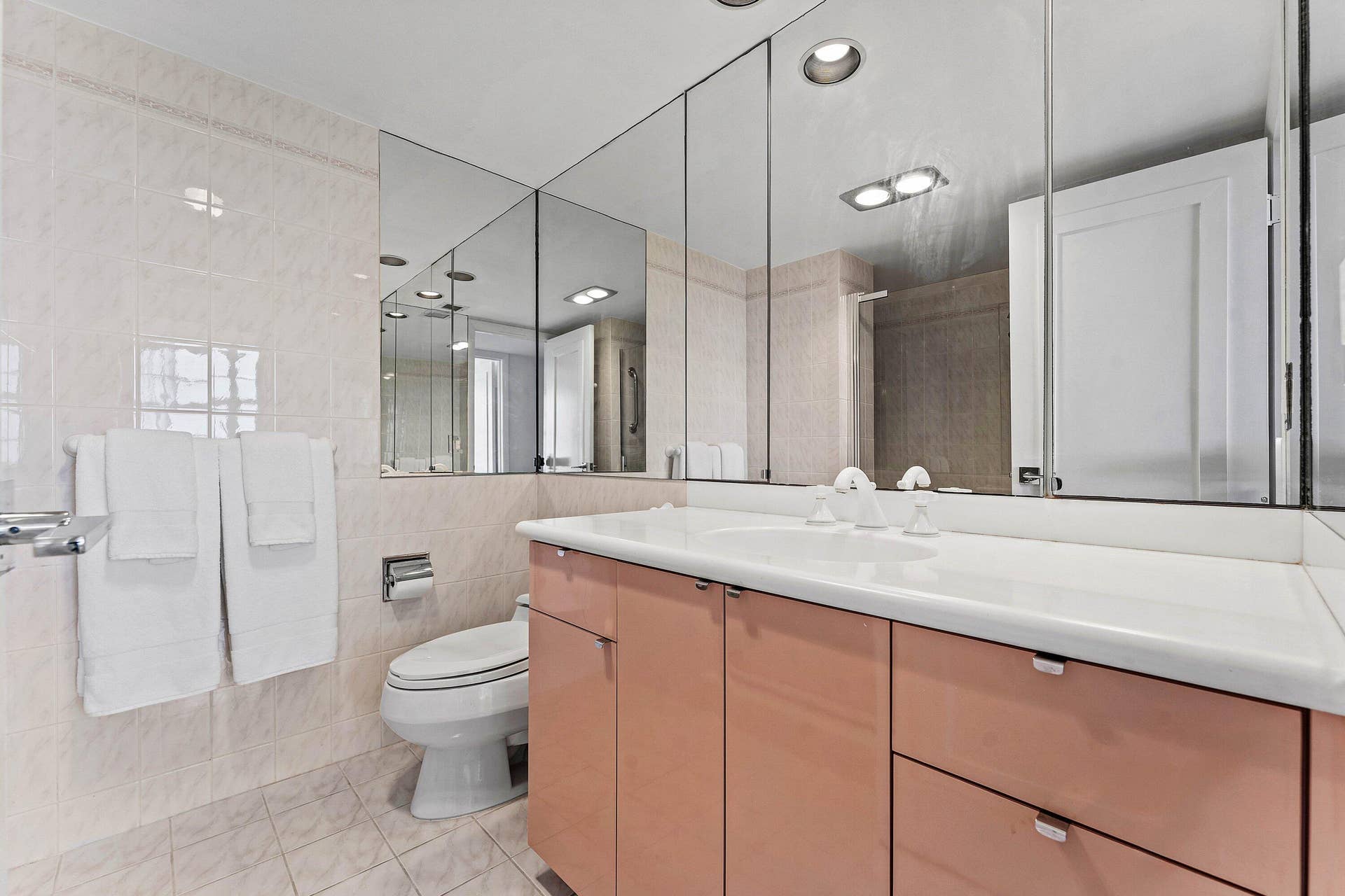 2000 S OCEAN Boulevard, #6A, Boca Raton, FL 33432 Bedroom 2 Full Bath