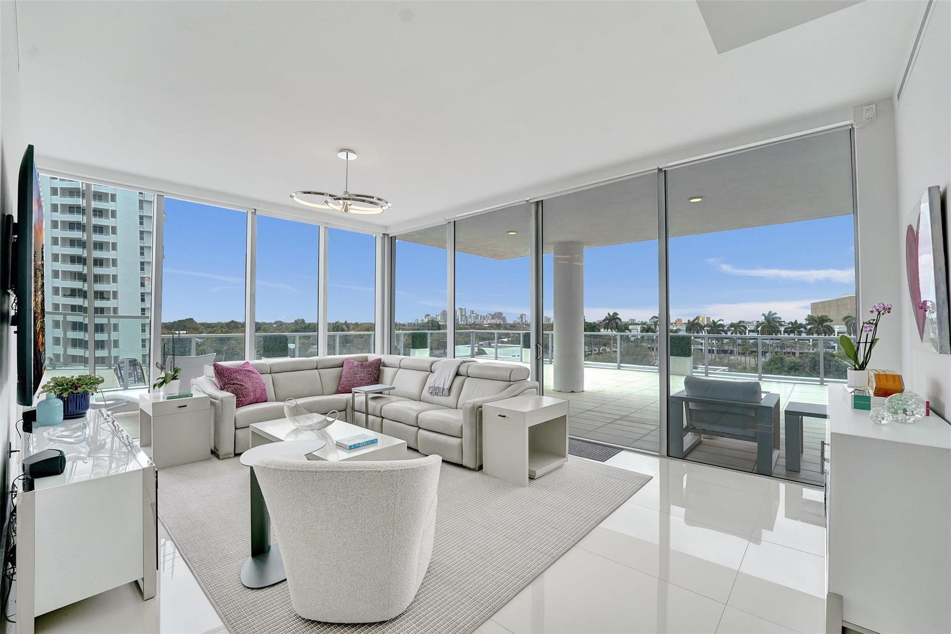 920 INTRACOASTAL Drive, #503, Fort Lauderdale, Fort Lauderdale, FL 33304 Photo 7
