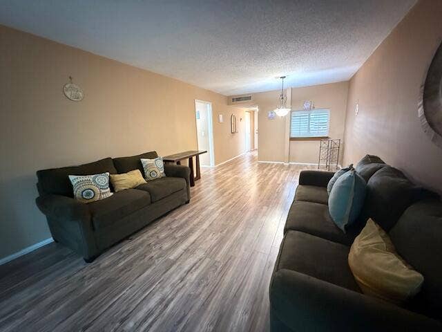 9440 LIVE OAK Place, #402, Davie, FL 33324 IMG_6278