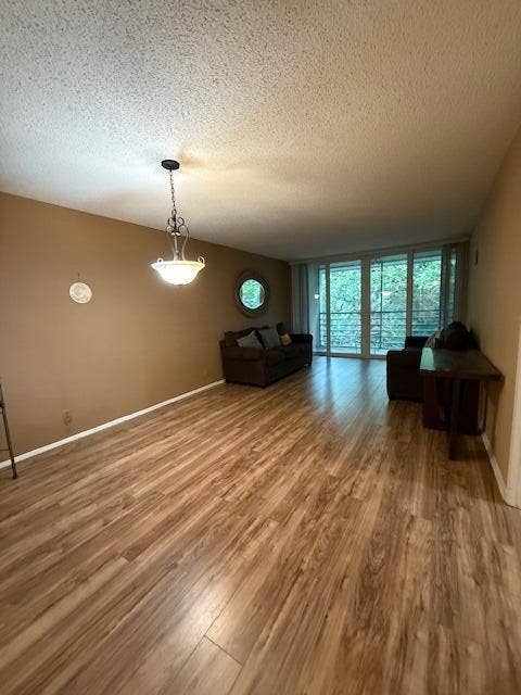 9440 LIVE OAK Place, #402, Davie, FL 33324 IMG_6275