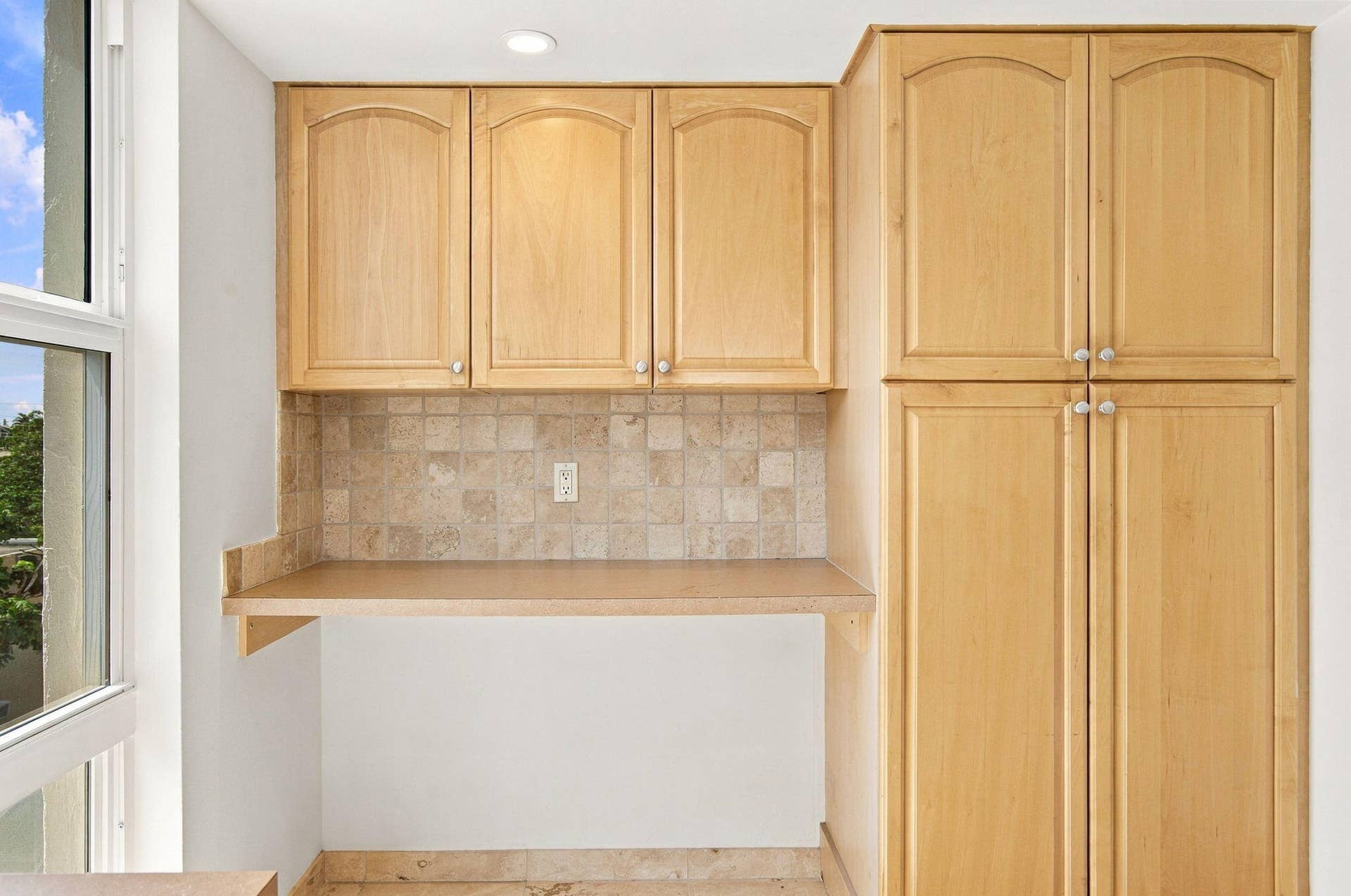 3901 S FLAGLER Drive, #403, West Palm Beach, West Palm Beach, FL 33405 HT 403 6-web-or-mls-006_DSC02269