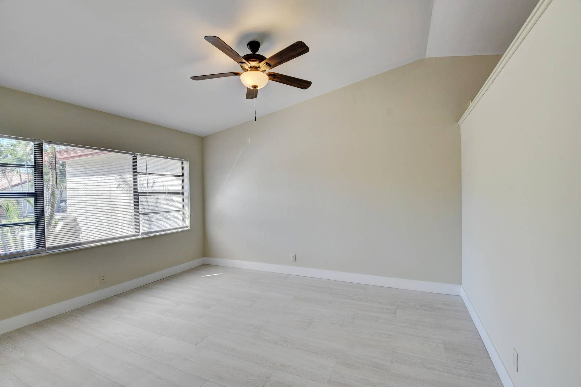 Spacious Living Area