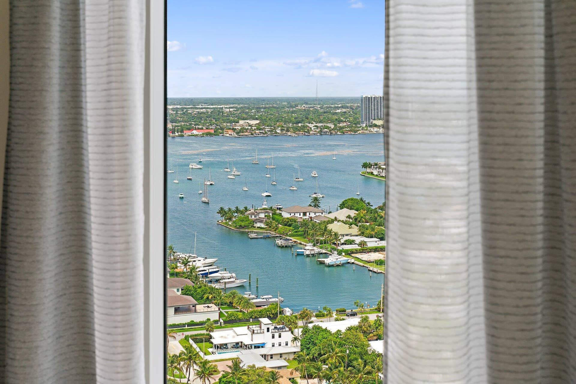 2700 N Ocean Drive, #Ph-1b, Singer Island, FL 33404 087-2700NorthOceanDrive-PH1-RivieraBeach