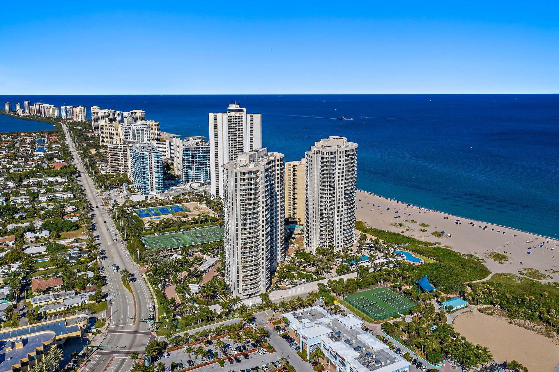2700 N Ocean Drive, #Ph-1b, Singer Island, FL 33404 005-2700NorthOceanDrive-PH1-RivieraBeach