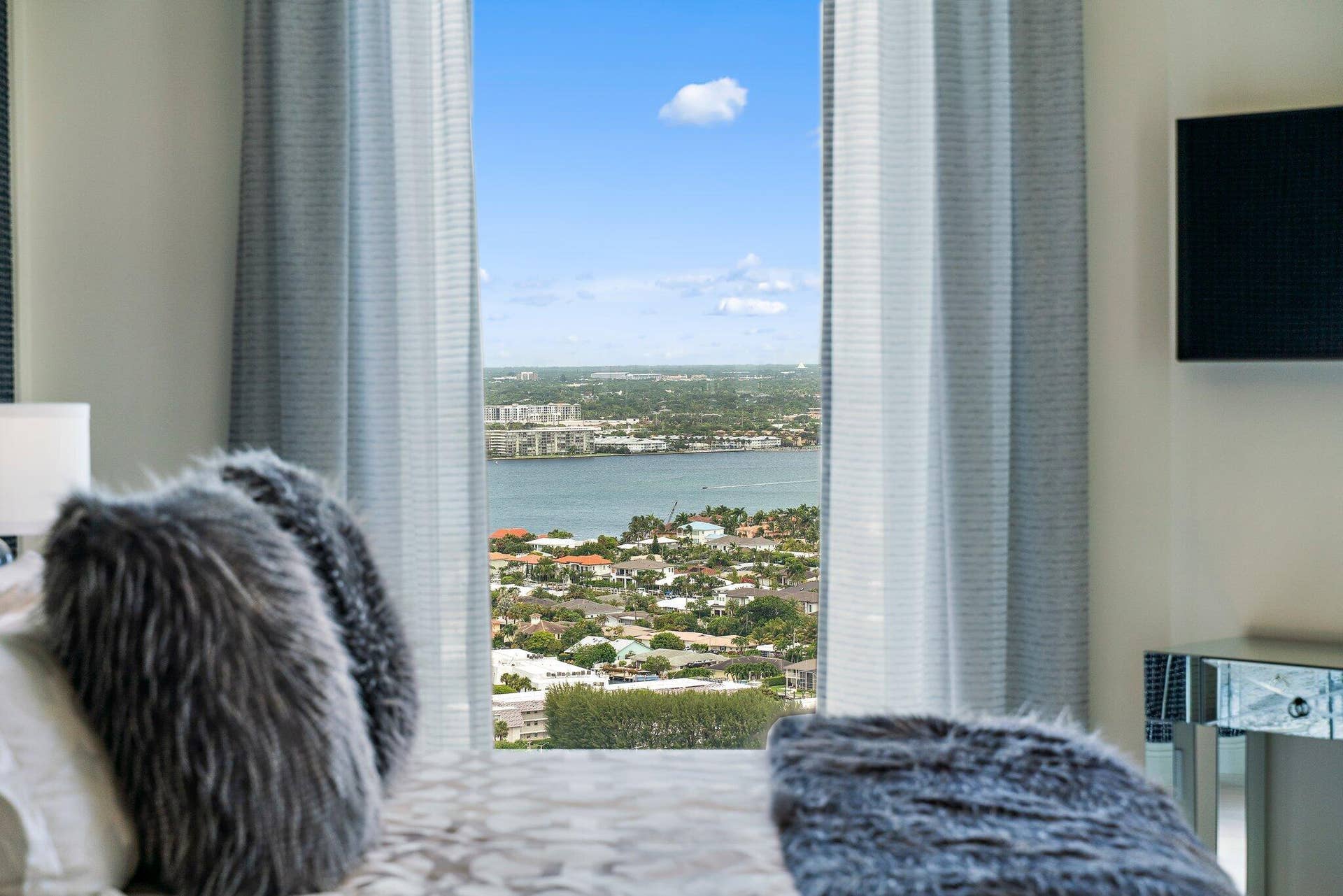 2700 N Ocean Drive, #Ph-1b, Singer Island, FL 33404 080-2700NorthOceanDrive-PH1-RivieraBeach