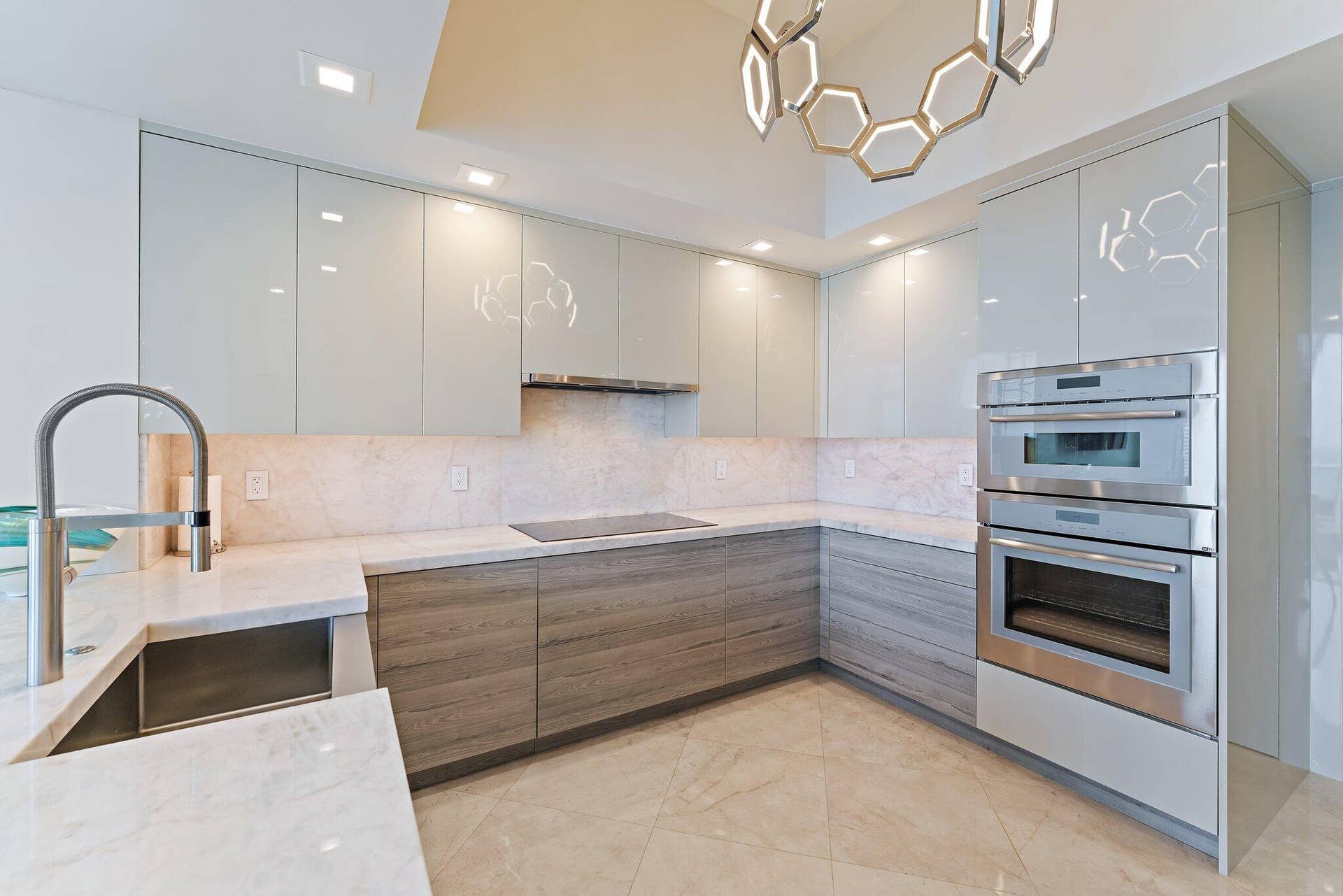 2700 N Ocean Drive, #Ph-1b, Singer Island, FL 33404 039-2700NorthOceanDrive-PH1-RivieraBeach