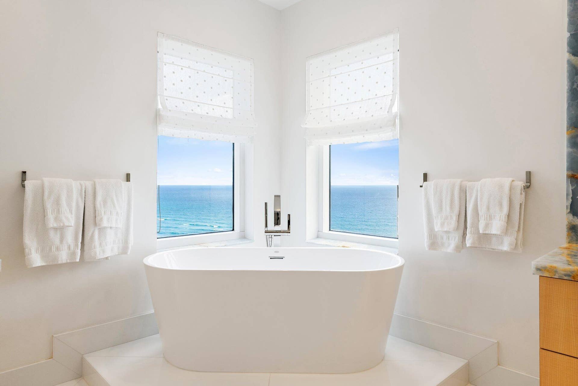 2700 N Ocean Drive, #Ph-1b, Singer Island, FL 33404 066-2700NorthOceanDrive-PH1-RivieraBeach