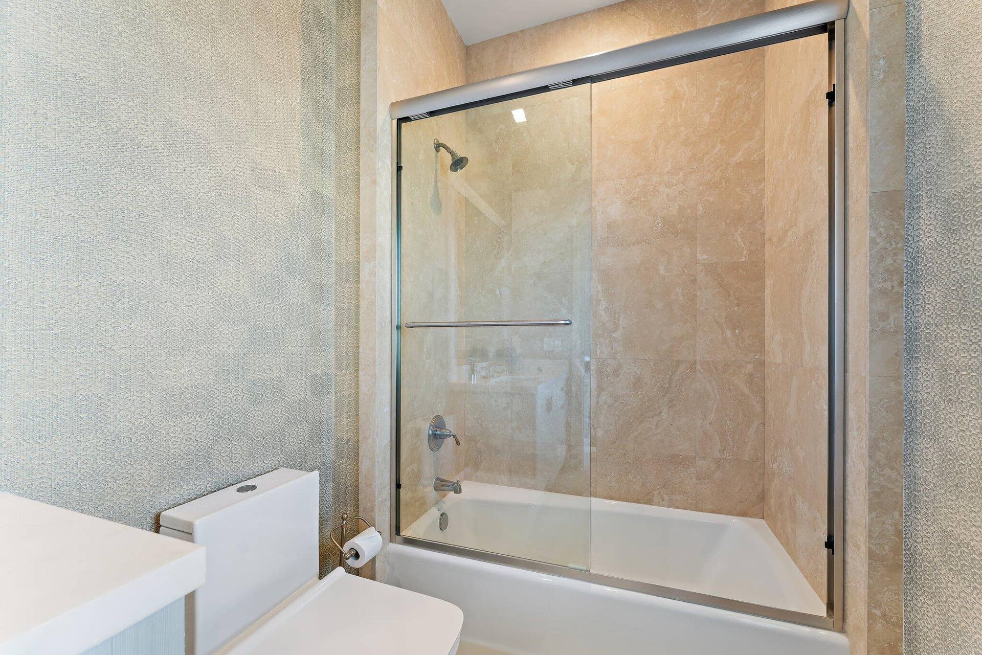 2700 N Ocean Drive, #Ph-1b, Singer Island, FL 33404 095-2700NorthOceanDrive-PH1-RivieraBeach