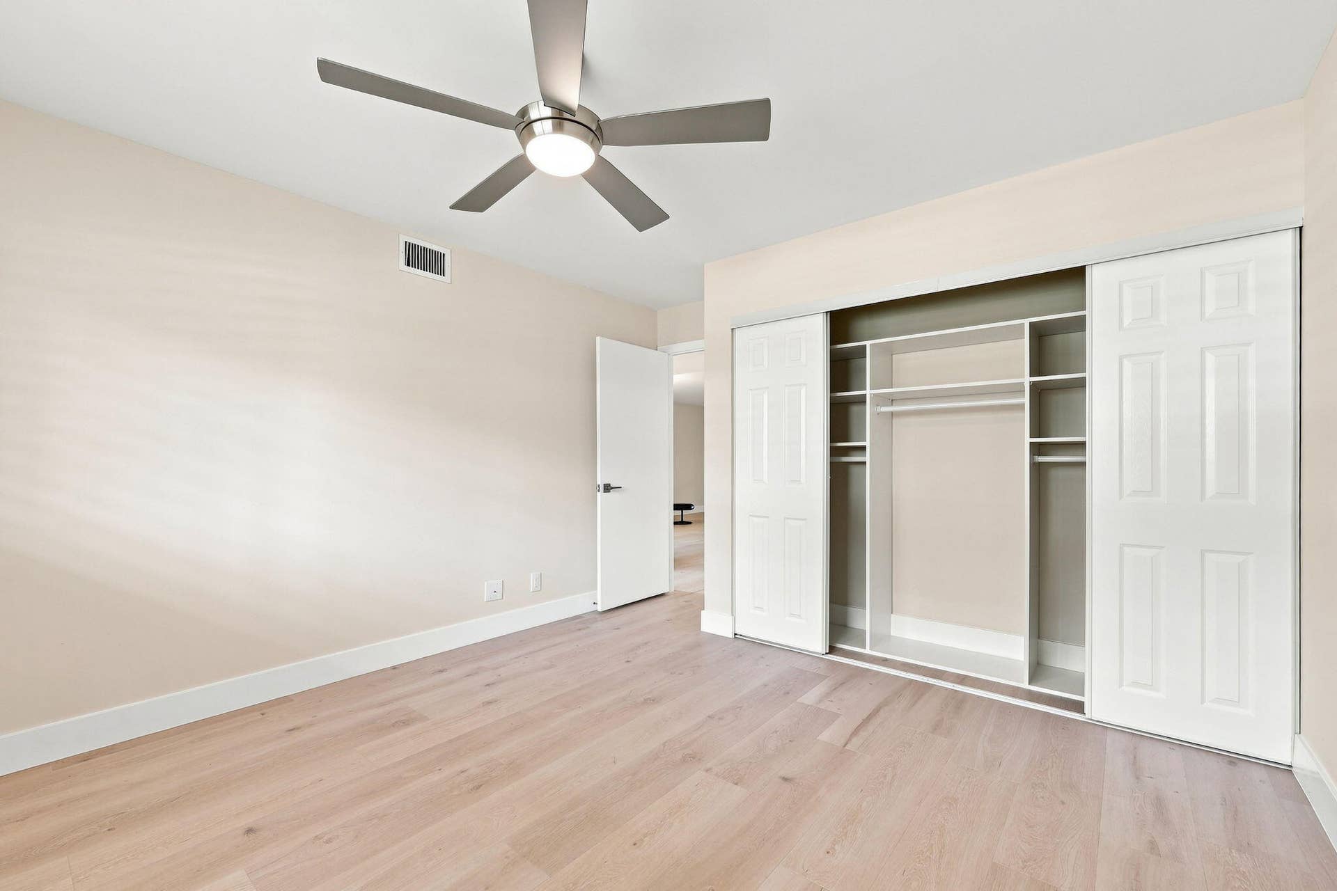 15456 PEMBRIDGE Drive, #111, Delray Beach, FL 33484 2nd Bedroom Closet