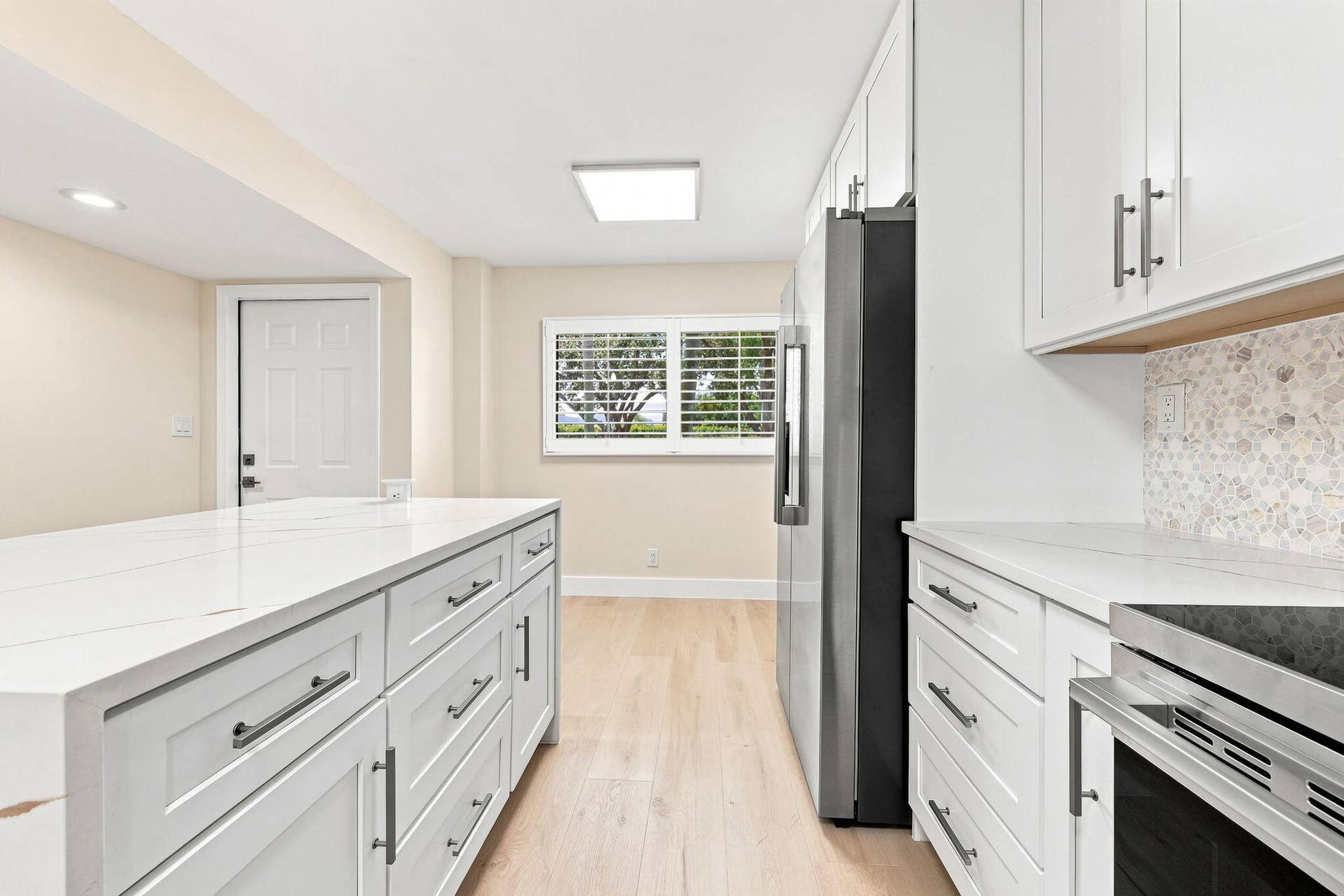 15456 PEMBRIDGE Drive, #111, Delray Beach, FL 33484 Island Storage