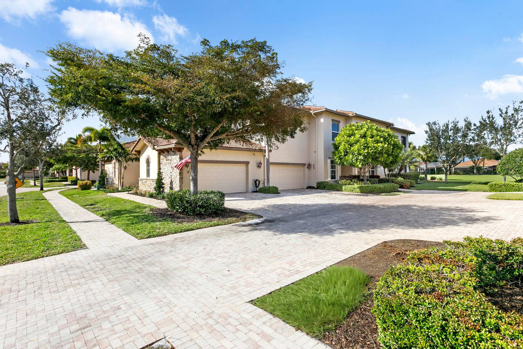 Long entry driveway