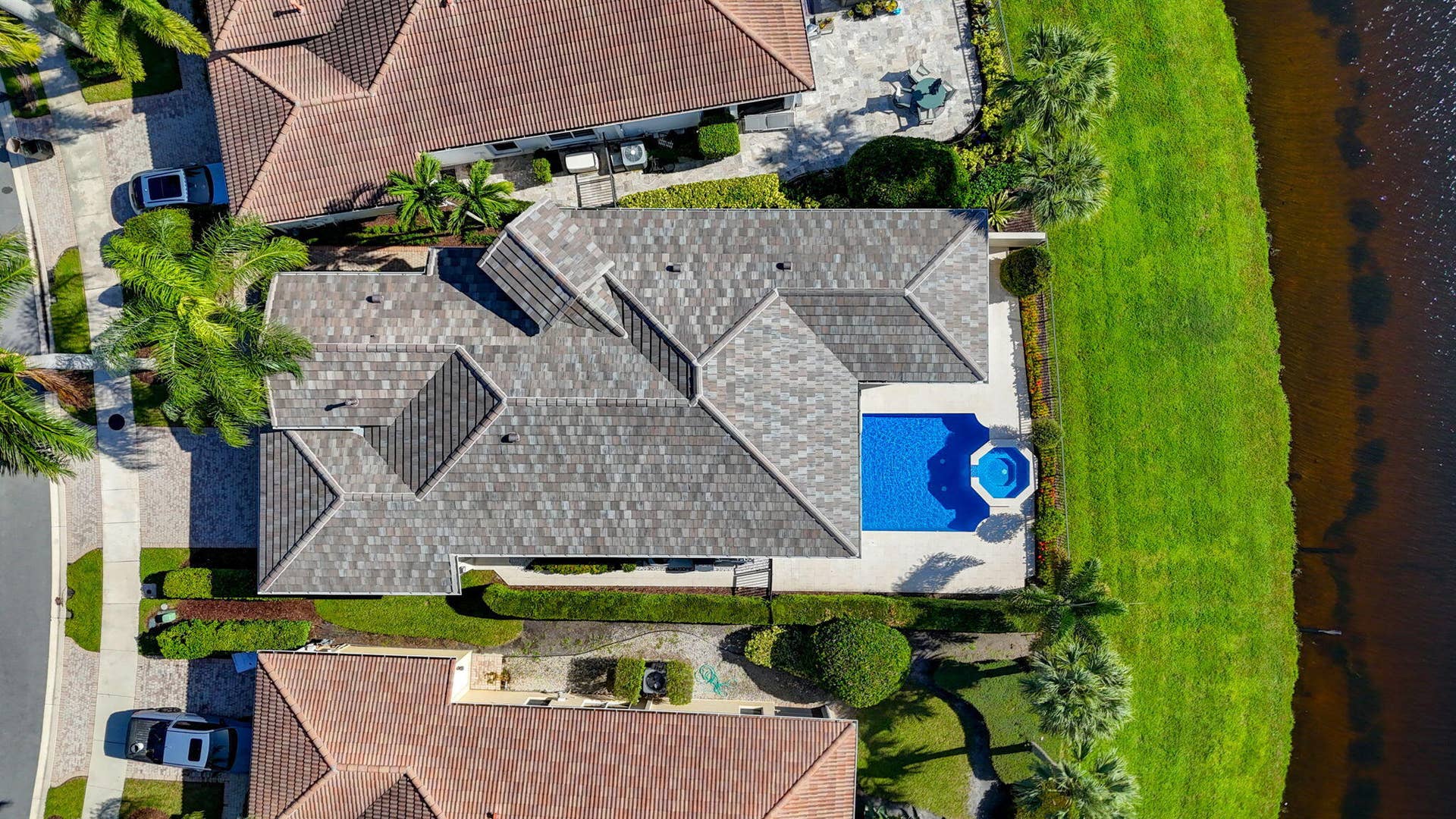 85-web-or-mls-DJI_20261020224556_0889_D-
