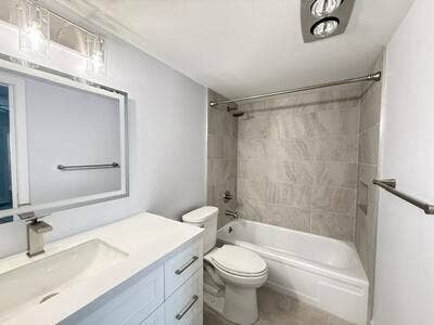 345 WELLINGTON H, #345, West Palm Beach, FL 33417 Full bath with tub/shower, updated fixtures and new tile.