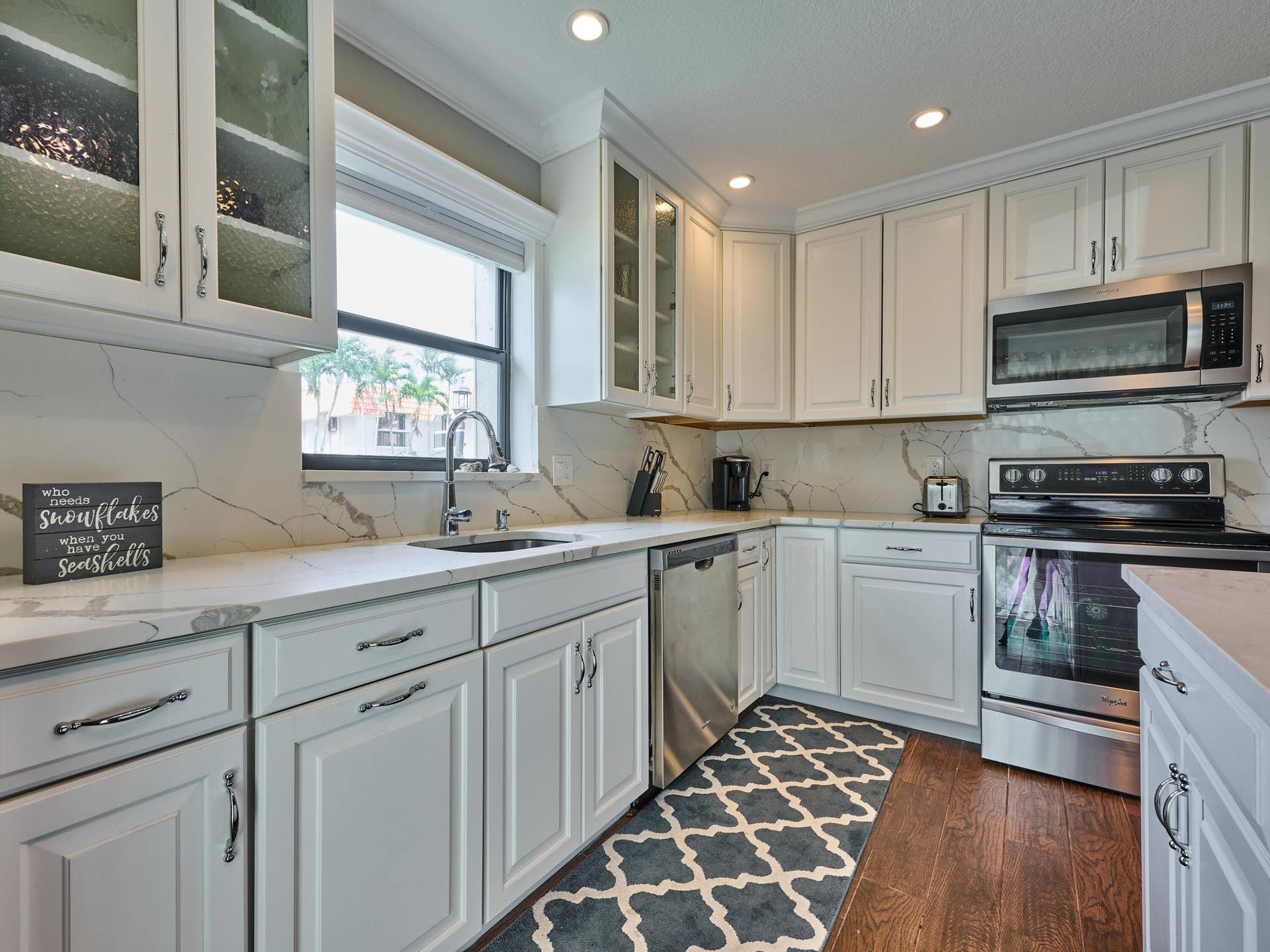 1251 Federal Highway, #112, Boca Raton, FL 33432 Kitchen