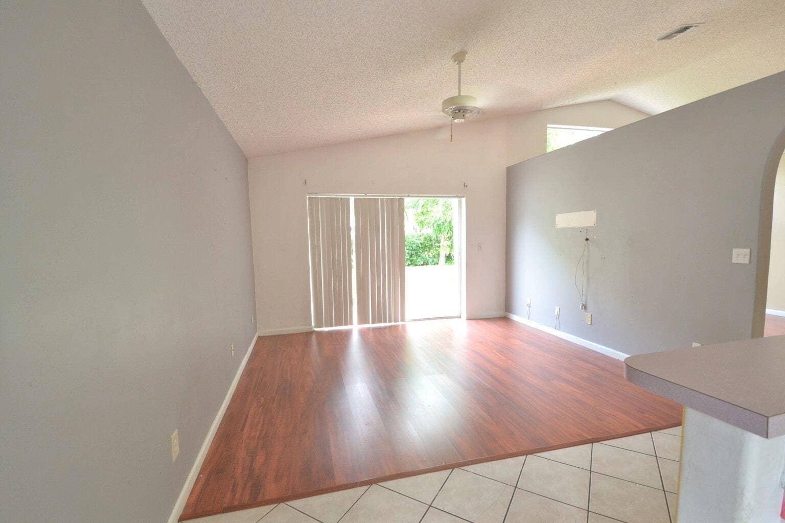 8179 WHITE ROCK Circle, Boynton Beach, FL 33436 09_family_room