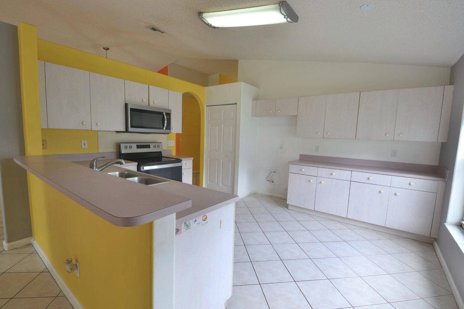 8179 WHITE ROCK Circle, Boynton Beach, FL 33436 05_kitchen_2