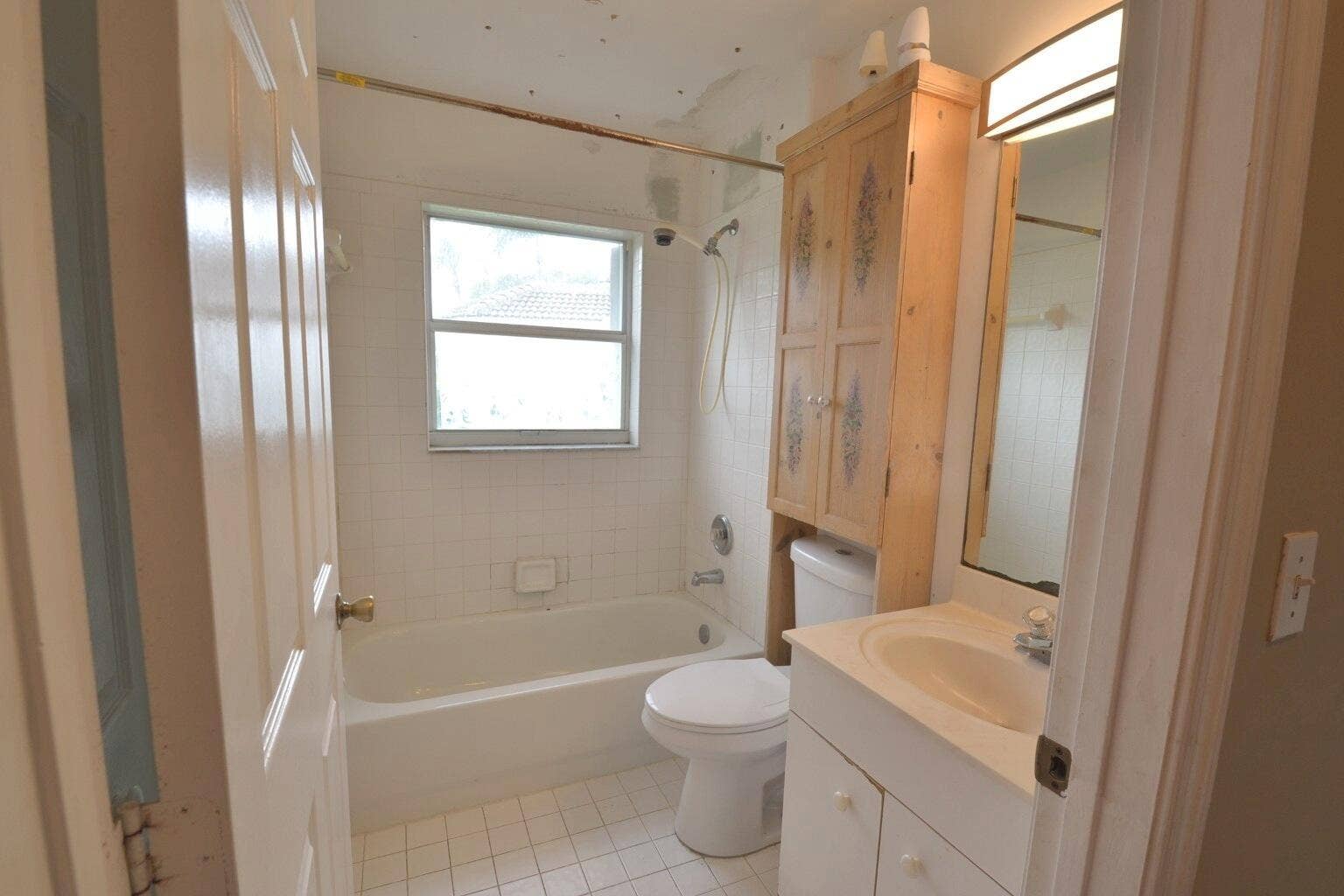 8179 WHITE ROCK Circle, Boynton Beach, FL 33436 17_bathroom_2