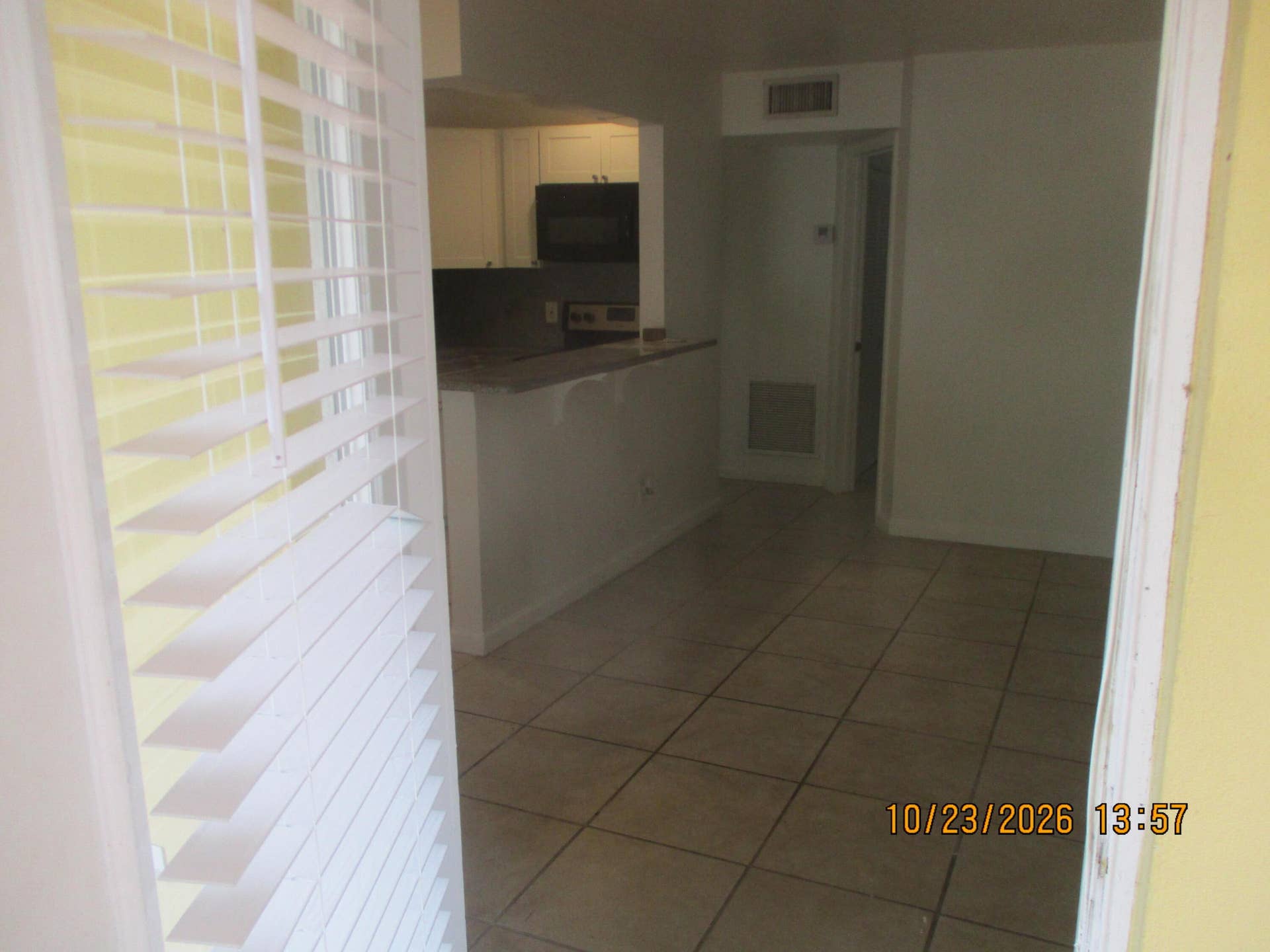 605 NE 14TH Place, #2, Fort Lauderdale, FL 33304 IMG_2872