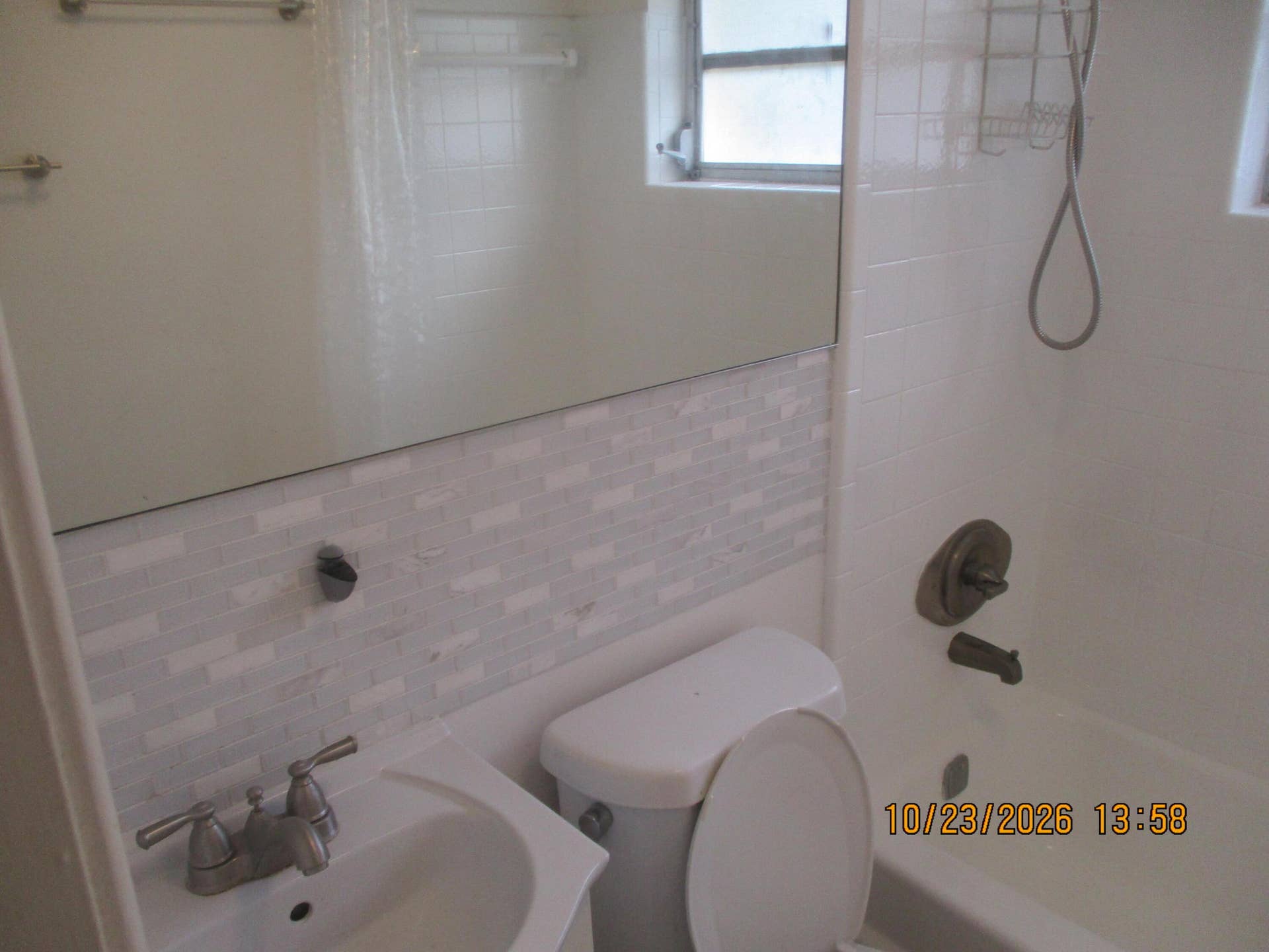 605 NE 14TH Place, #2, Fort Lauderdale, FL 33304 IMG_2880