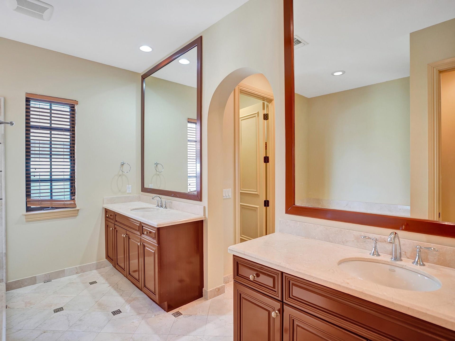9571 Kenley Court, Parkland, FL 33076 Master Bathroom