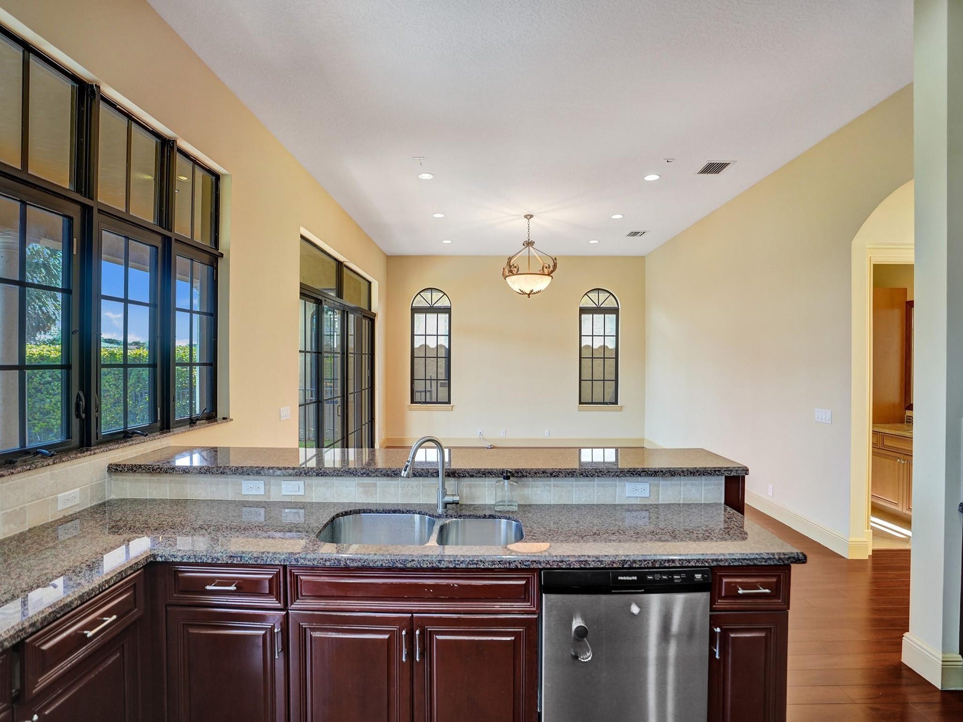 9571 Kenley Court, Parkland, FL 33076 Photo 16