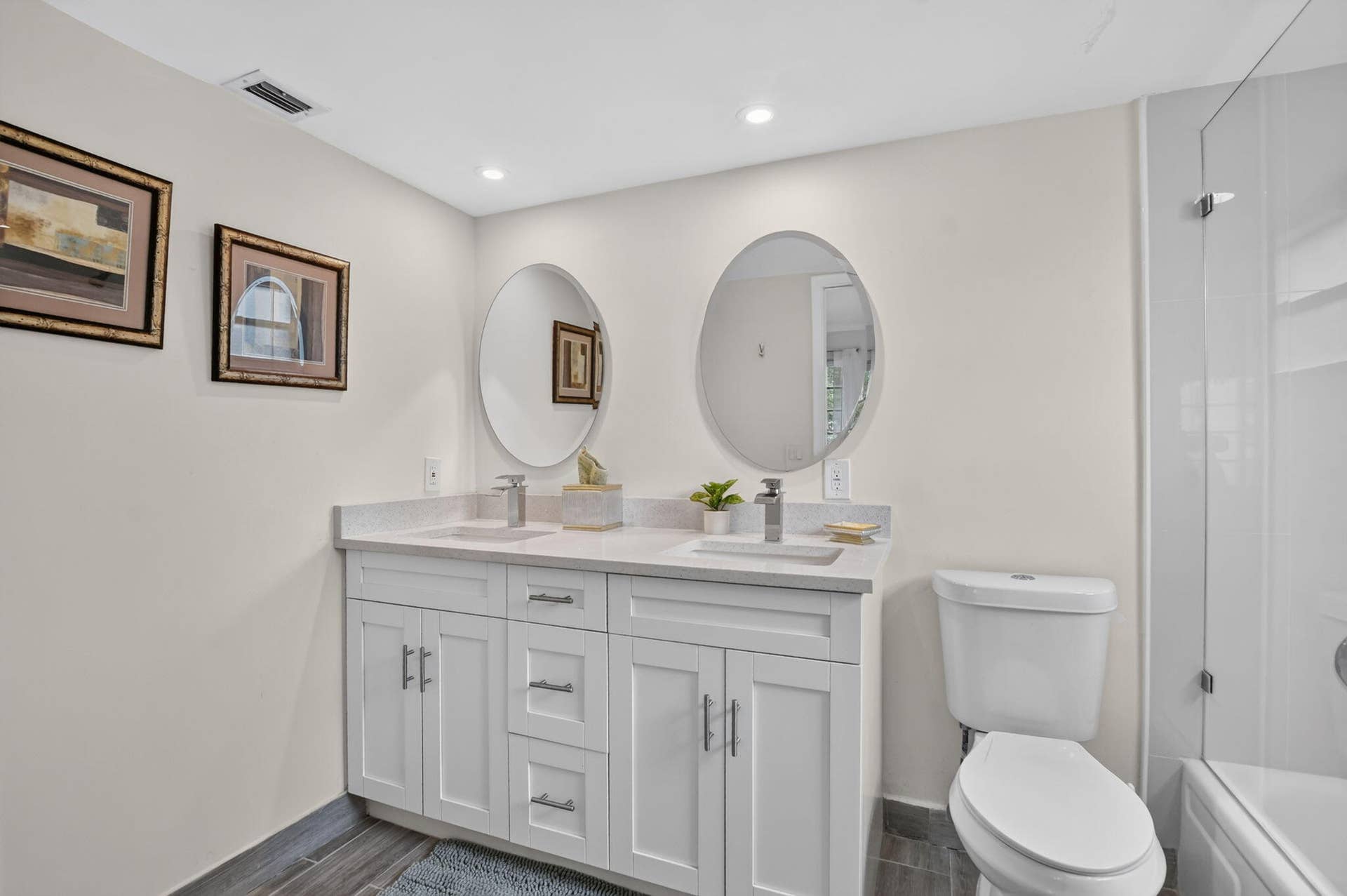 ensuite