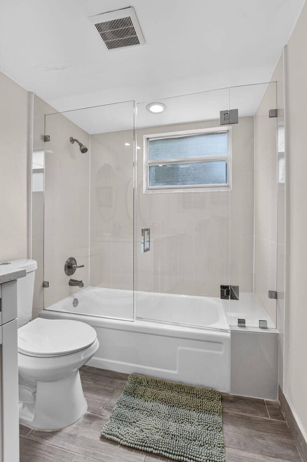 ensuite 2