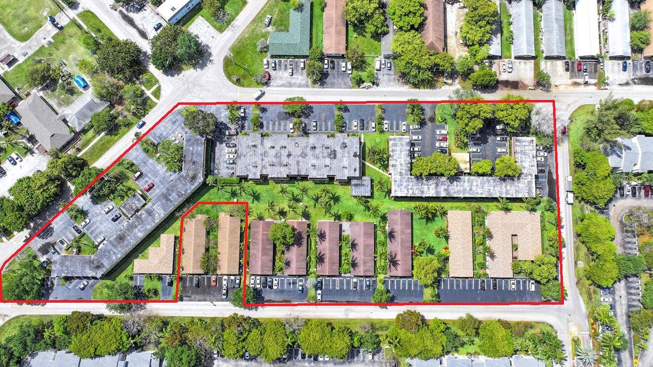 445 SW 2ND Street, #29, Pompano Beach, FL 33060 11