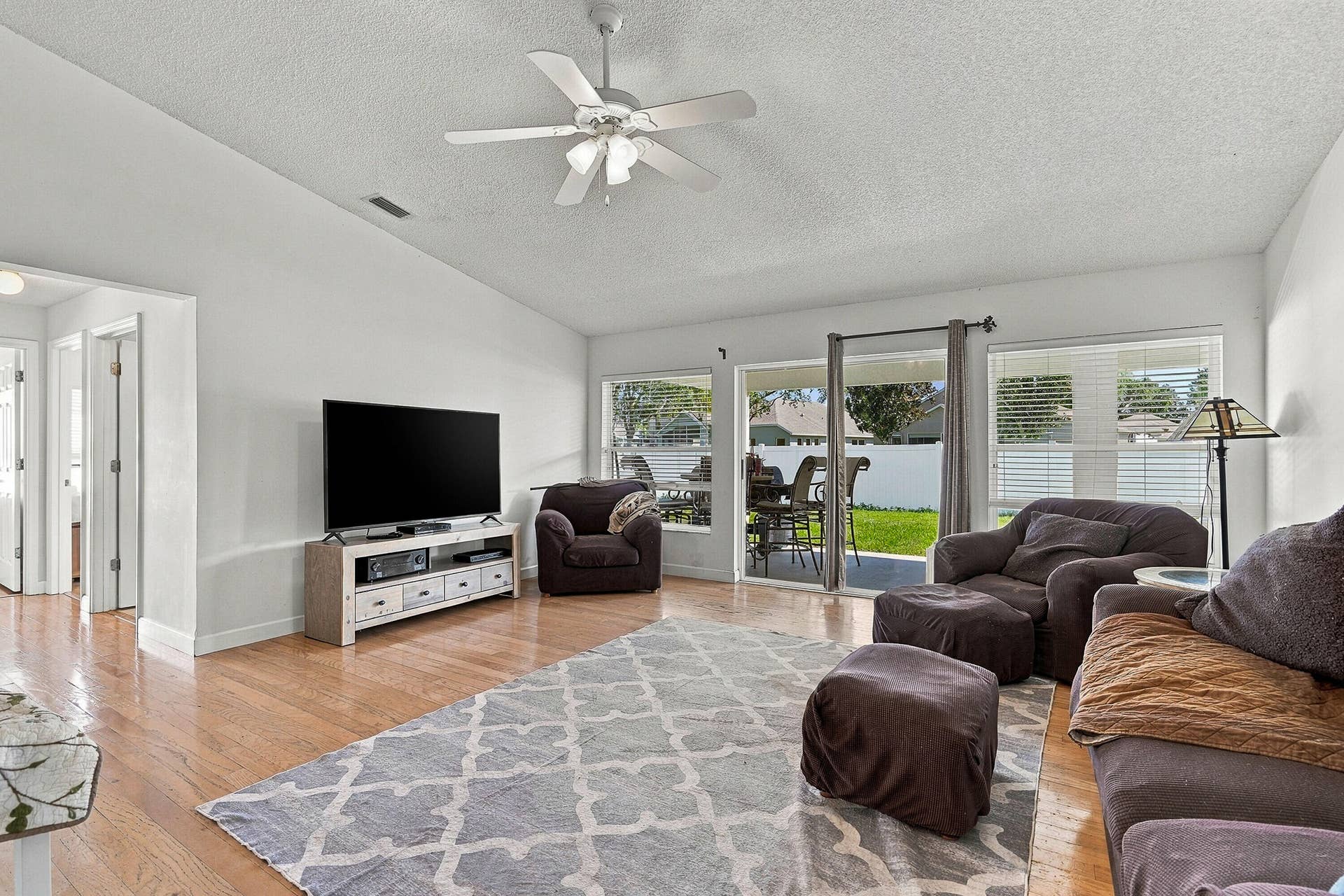 1165 IDA Way, Melbourne, FL 32940 Living Room
