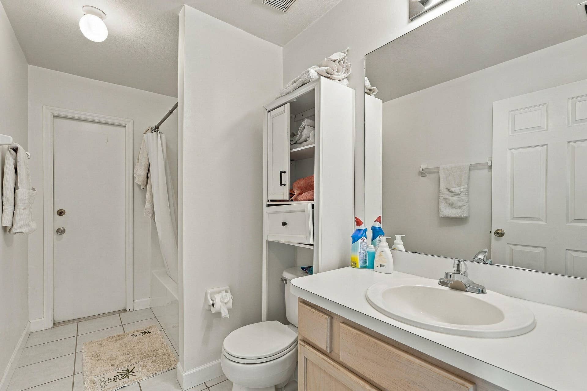 1165 IDA Way, Melbourne, FL 32940 Bathroom