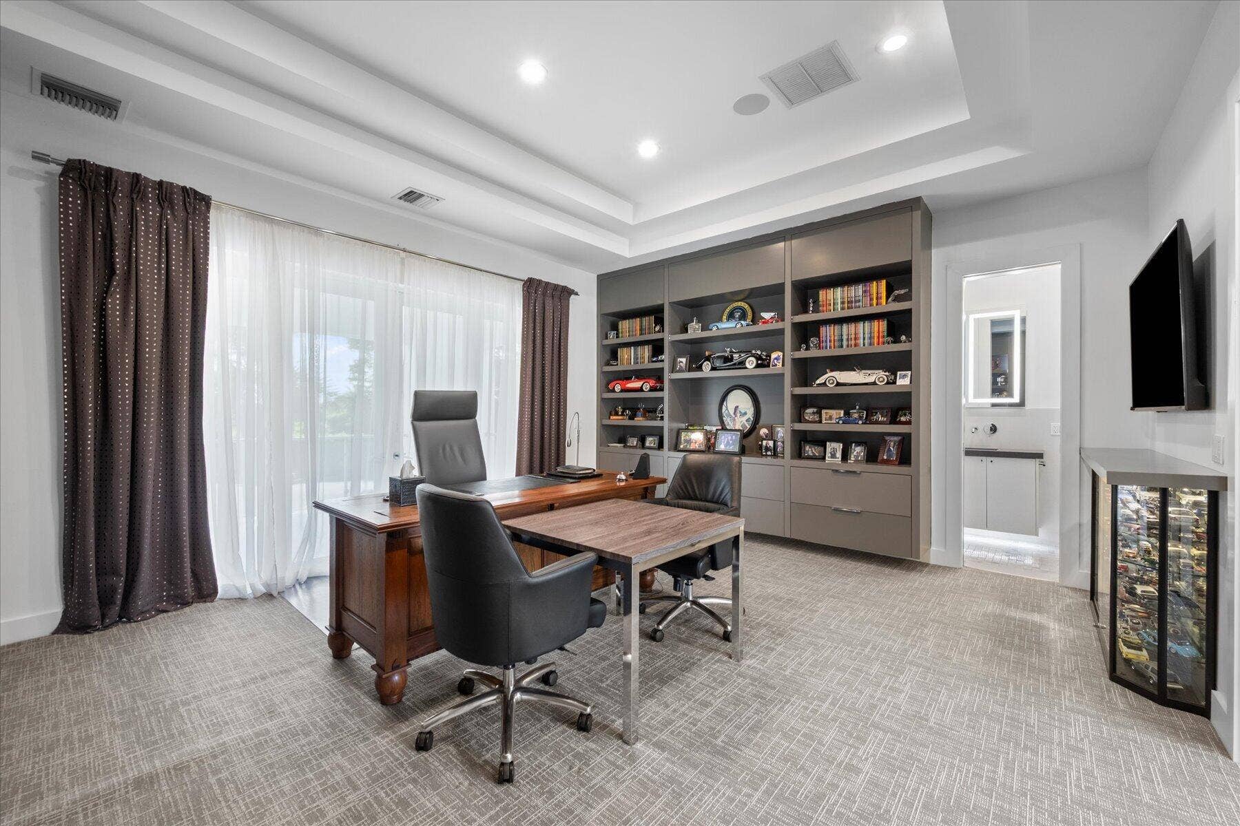 3580 Aiken Court, Wellington, FL 33414 upstairs office/4th bedroom with full bathroom