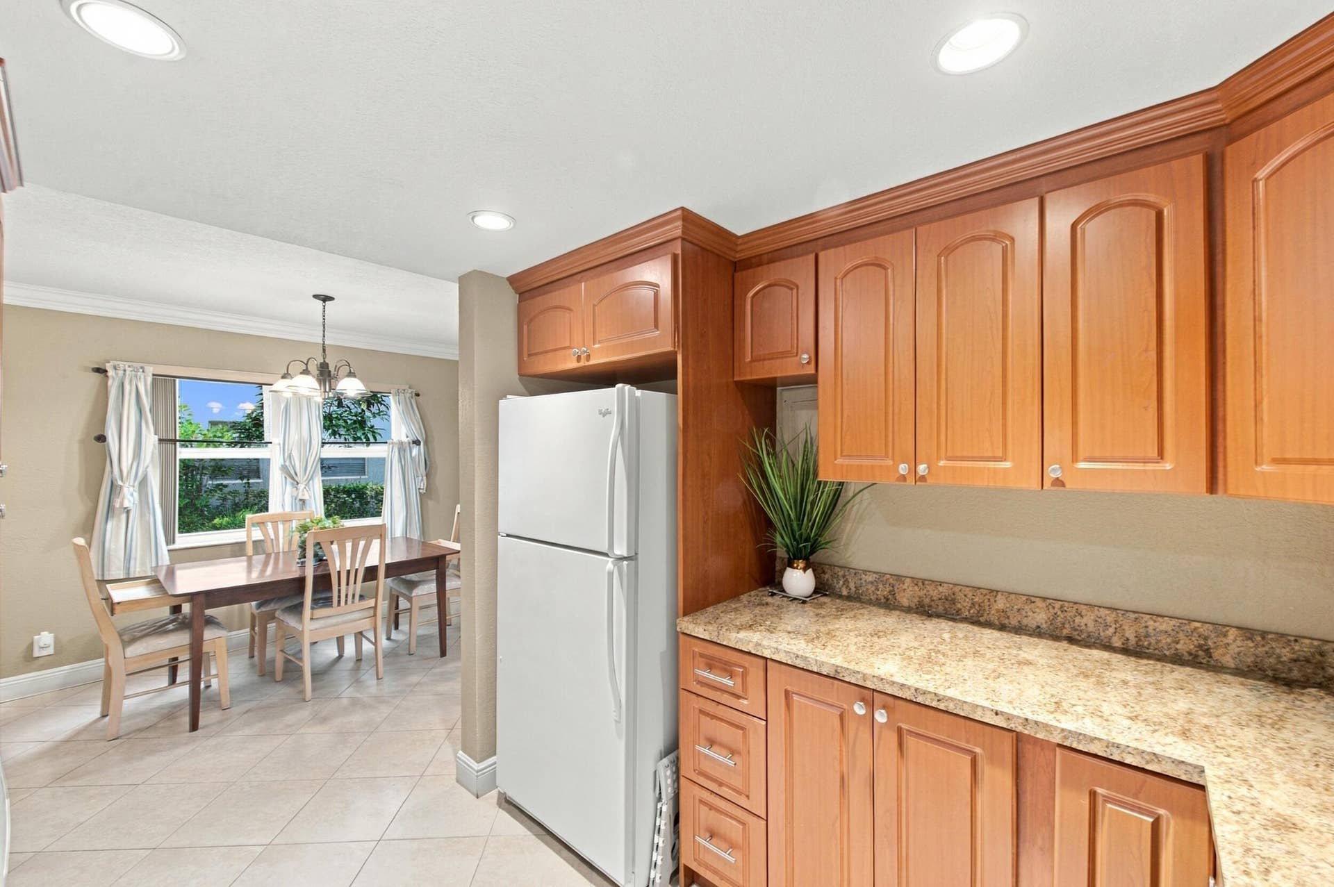 823 FLANDERS R Drive, #R, Delray Beach, FL 33484 14__dsc1277