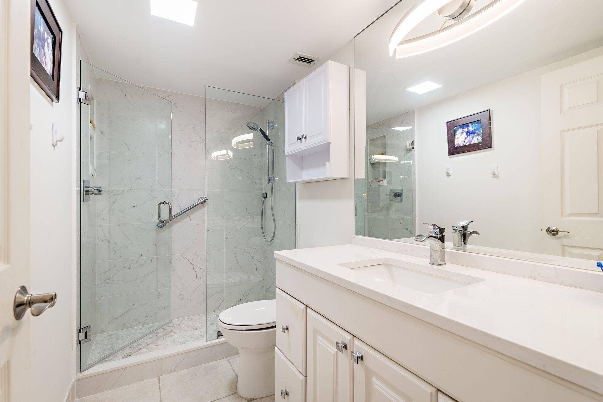 1801 S FLAGLER Drive, #1506, West Palm Beach, FL 33401 Primary Bathroom