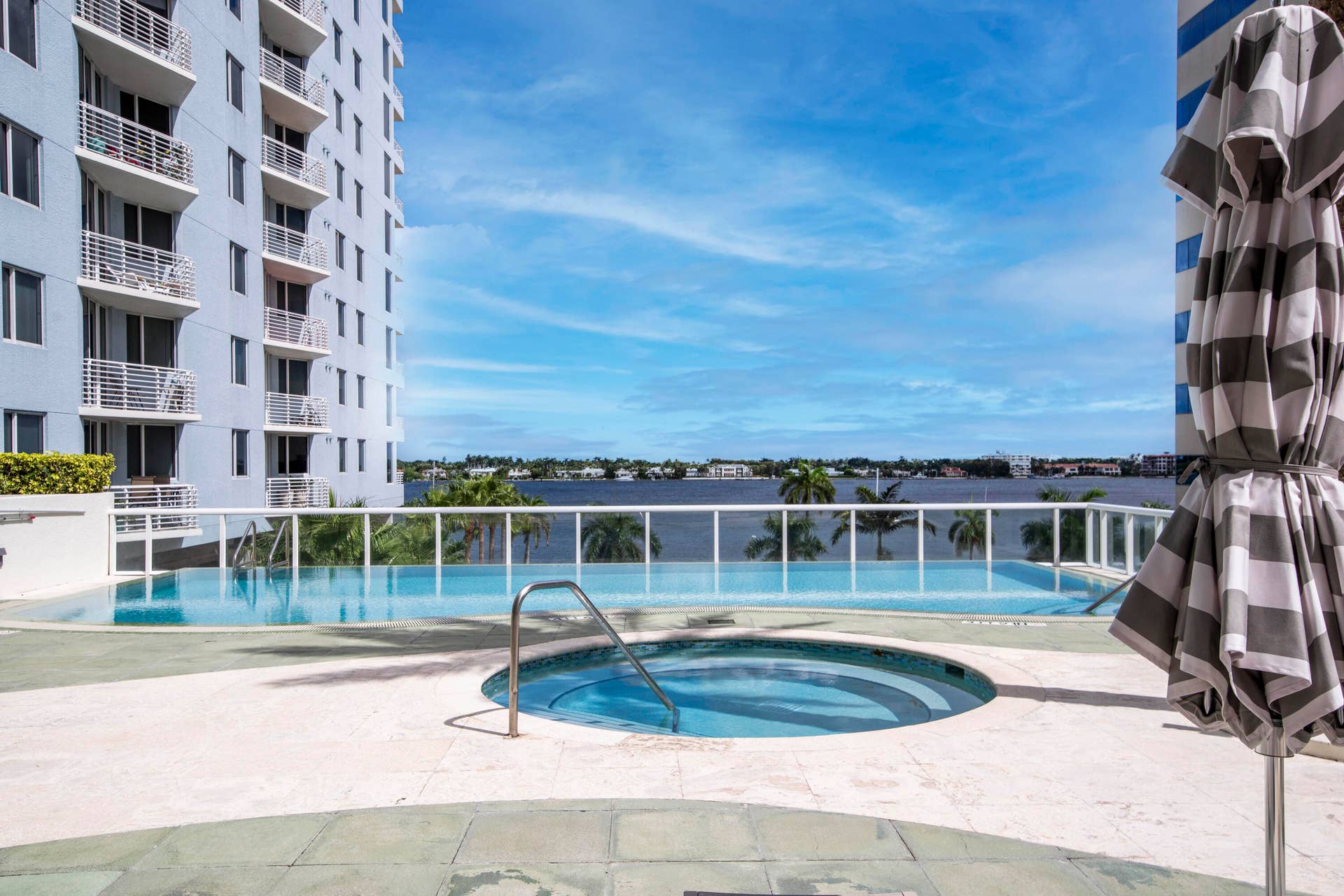 1551 N Flagler Drive, #Ph8, West Palm Beach, FL 33401 _IMG6070