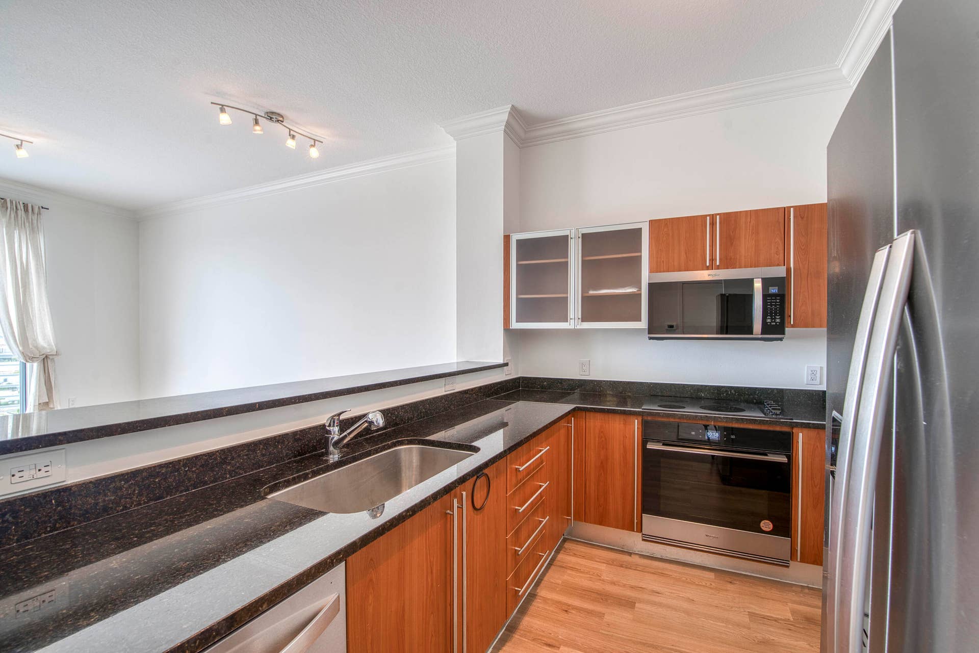 1551 N Flagler Drive, #Ph8, West Palm Beach, FL 33401 _IMG6036_HDR