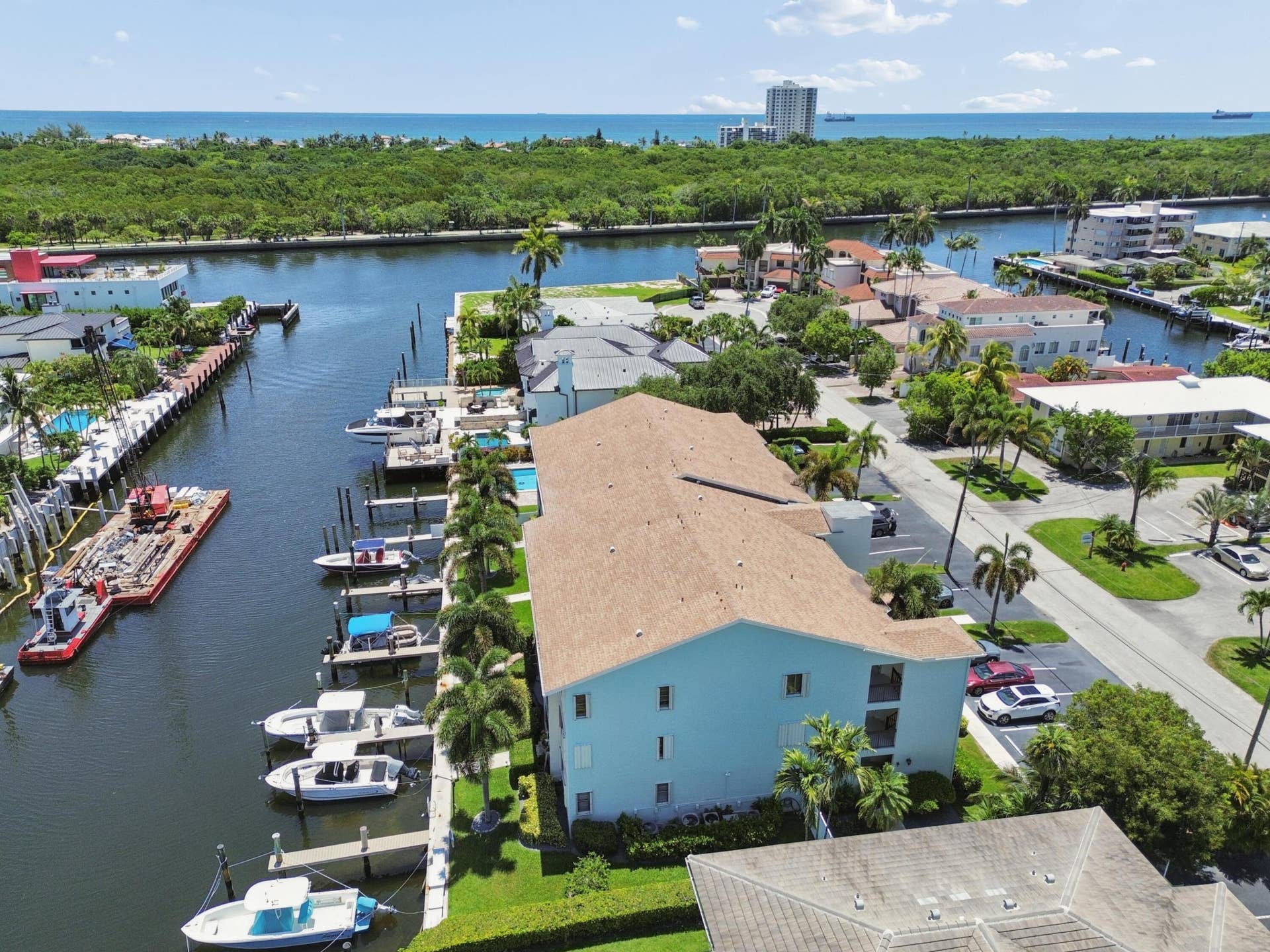 2751 NE 15TH Street, #103, Fort Lauderdale, FL 33304 IMG_3164