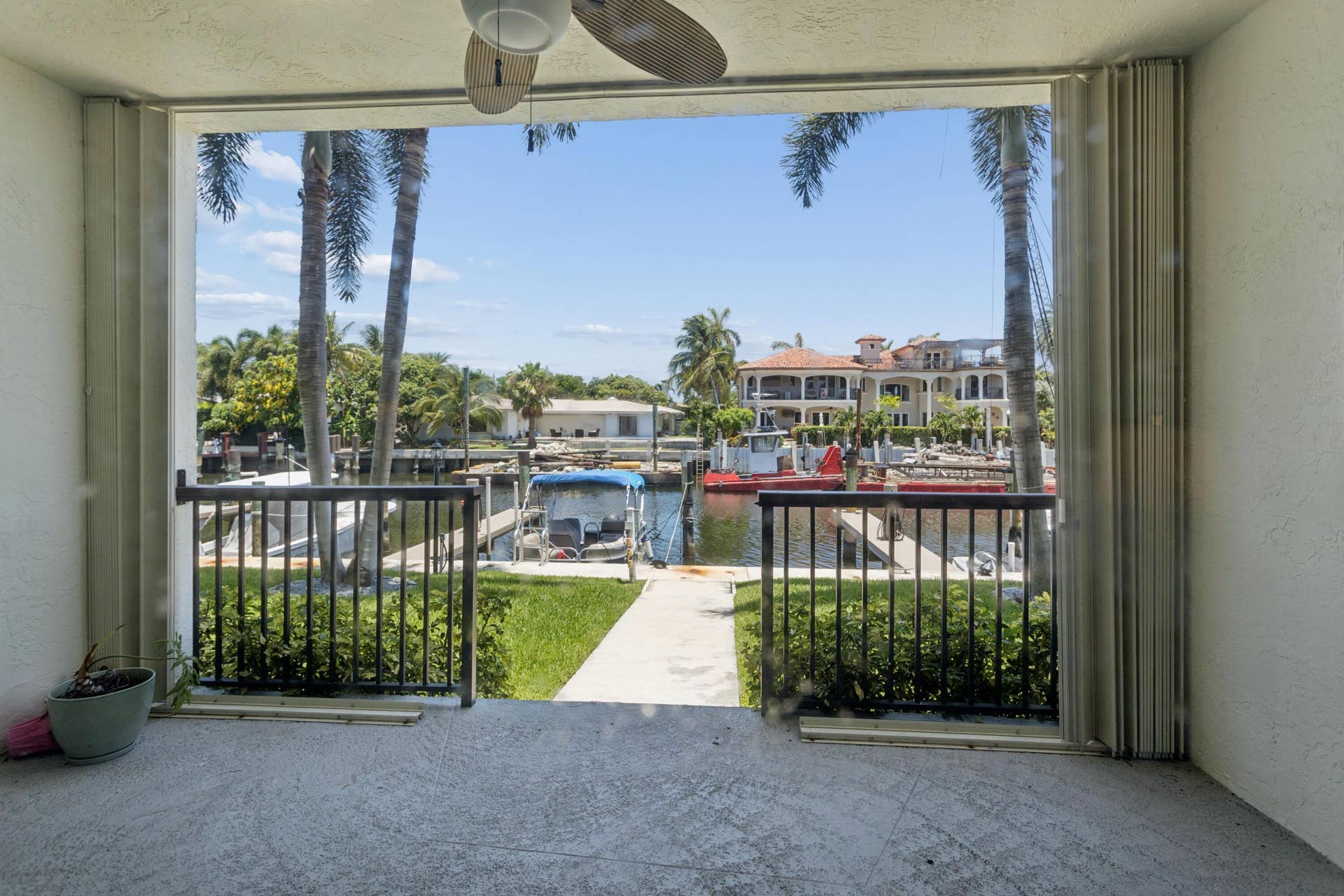 2751 NE 15TH Street, #103, Fort Lauderdale, FL 33304 IMG_3158