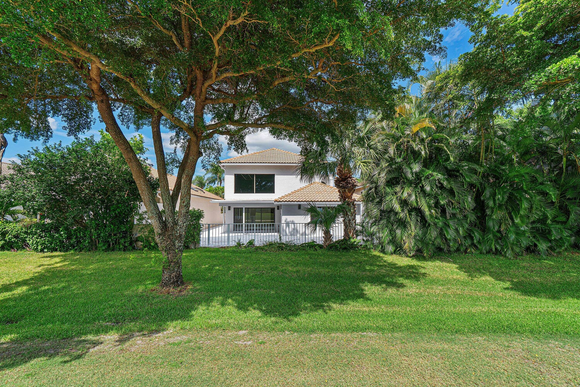 5068 VIA DE AMALFI Drive, Boca Raton, FL 33496 Golf Course Views