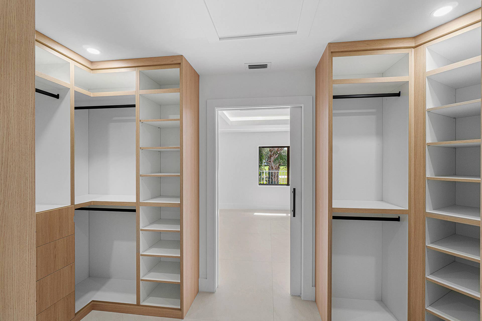 5068 VIA DE AMALFI Drive, Boca Raton, FL 33496 Primary Walk in Closet