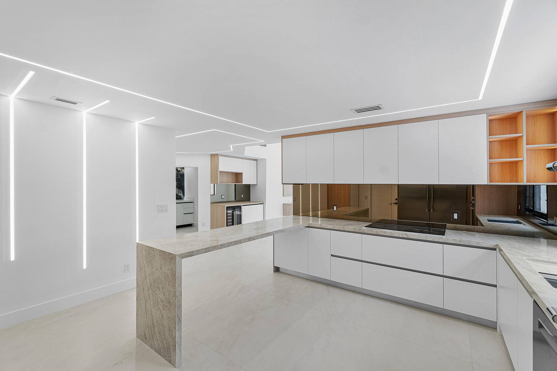 5068 VIA DE AMALFI Drive, Boca Raton, FL 33496 Renovated Contemporary Kitchen