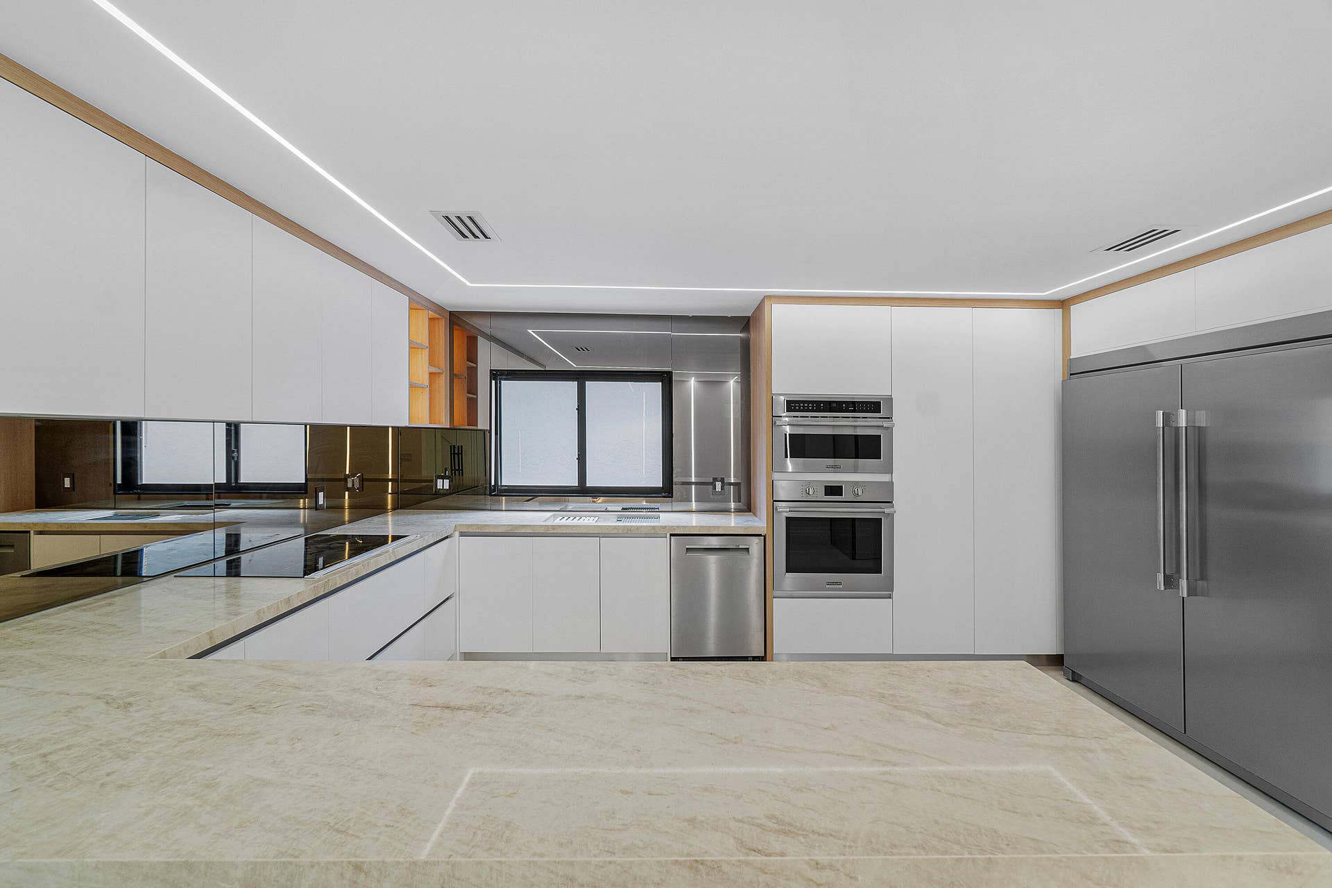 5068 VIA DE AMALFI Drive, Boca Raton, FL 33496 Renovated Contemporary Kitchen