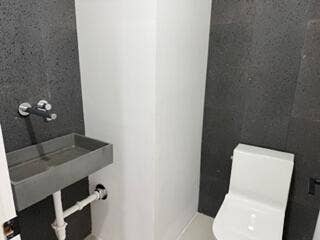 340 NW 97TH Avenue, Plantation, FL 33324 half bath