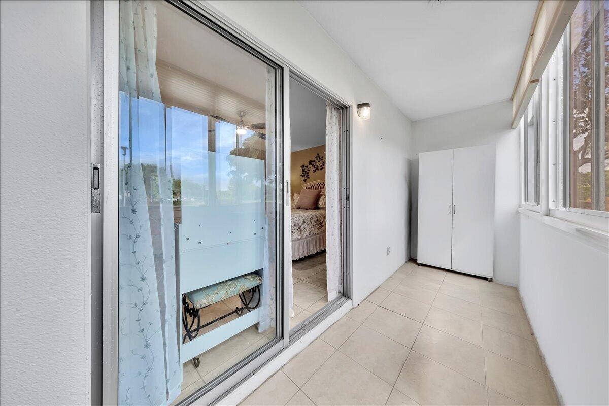 129 Suffolk D, Boca Raton, FL 33434 22-306A9312-Edit