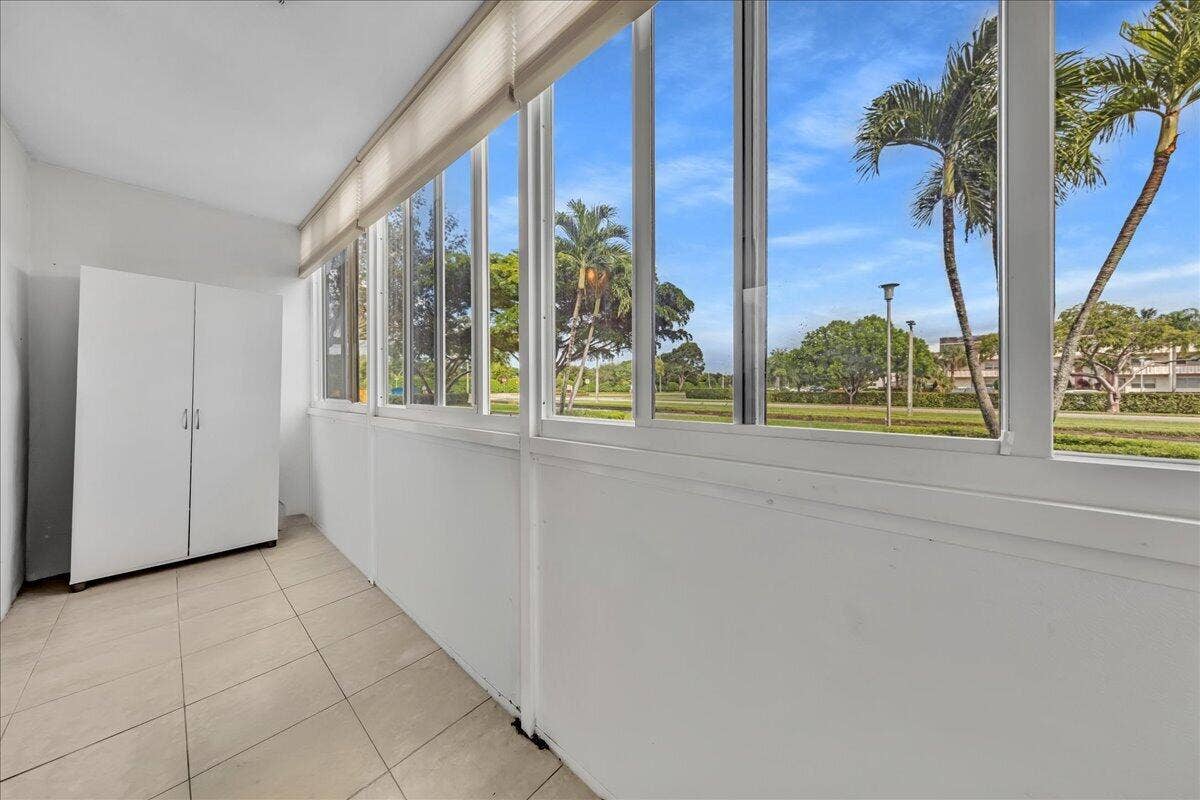 129 Suffolk D, Boca Raton, FL 33434 21-306A9309-Edit